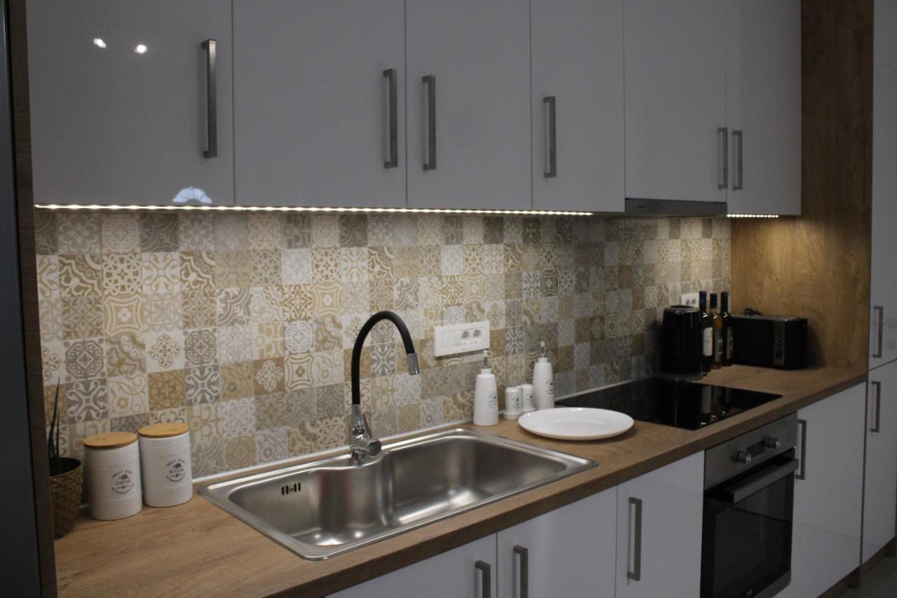 Kouzoulis House * Exo Khora