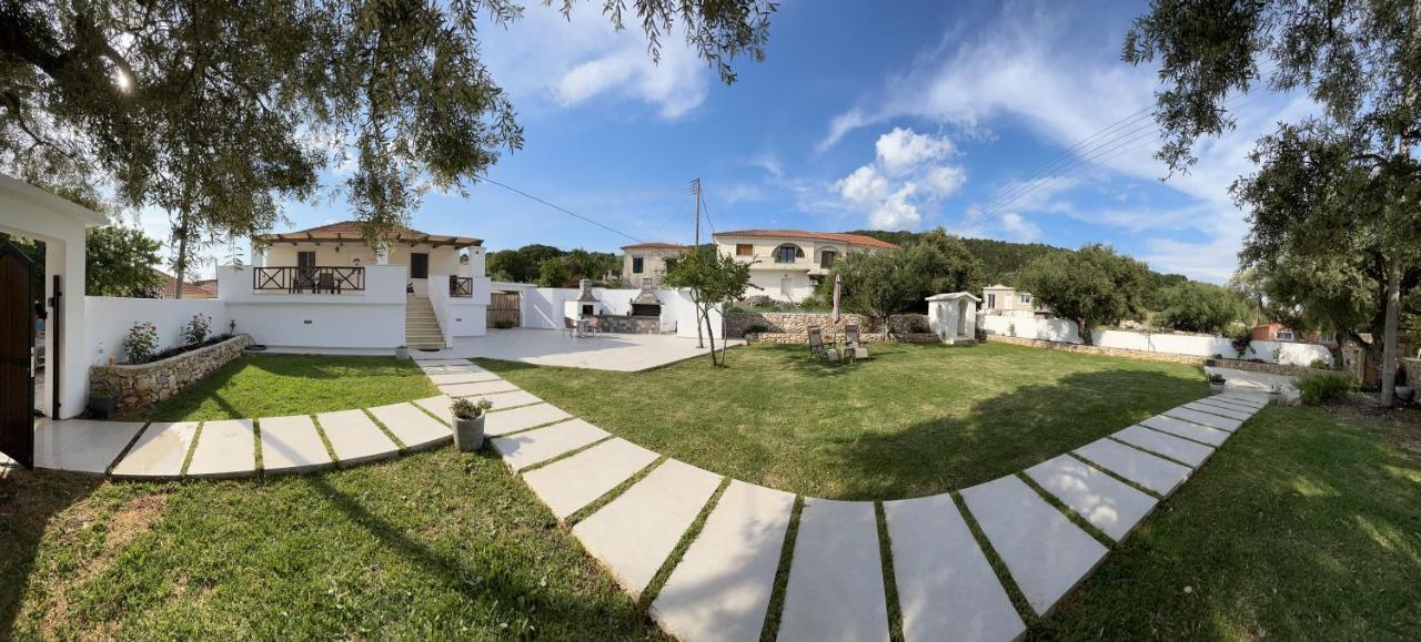 Kouzoulis House * Exo Khora